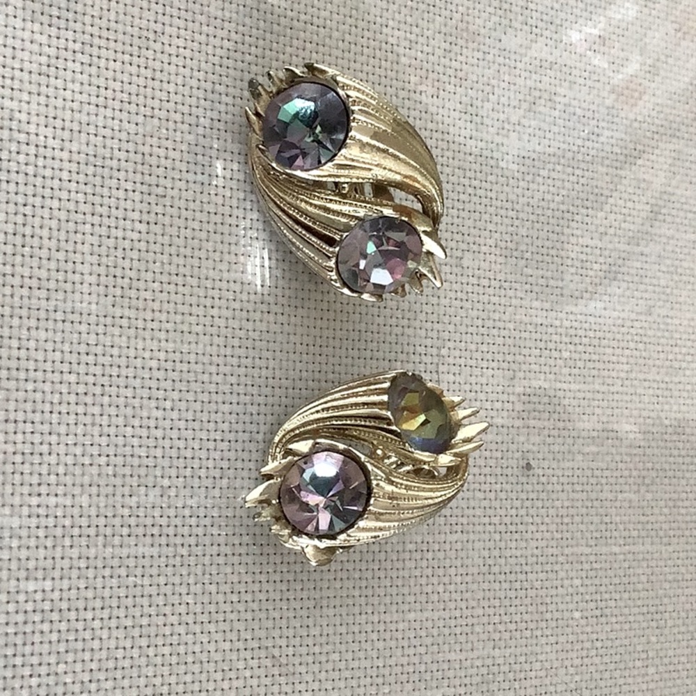 Clip on earrings